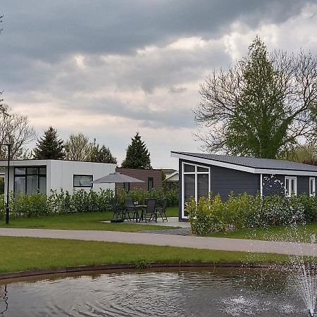Lathumlodge Met Parkvoorzieningen Eksteriør bilde