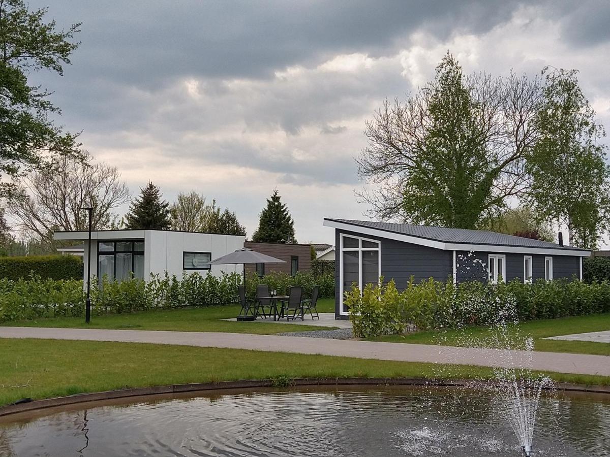 Lathumlodge Met Parkvoorzieningen Eksteriør bilde